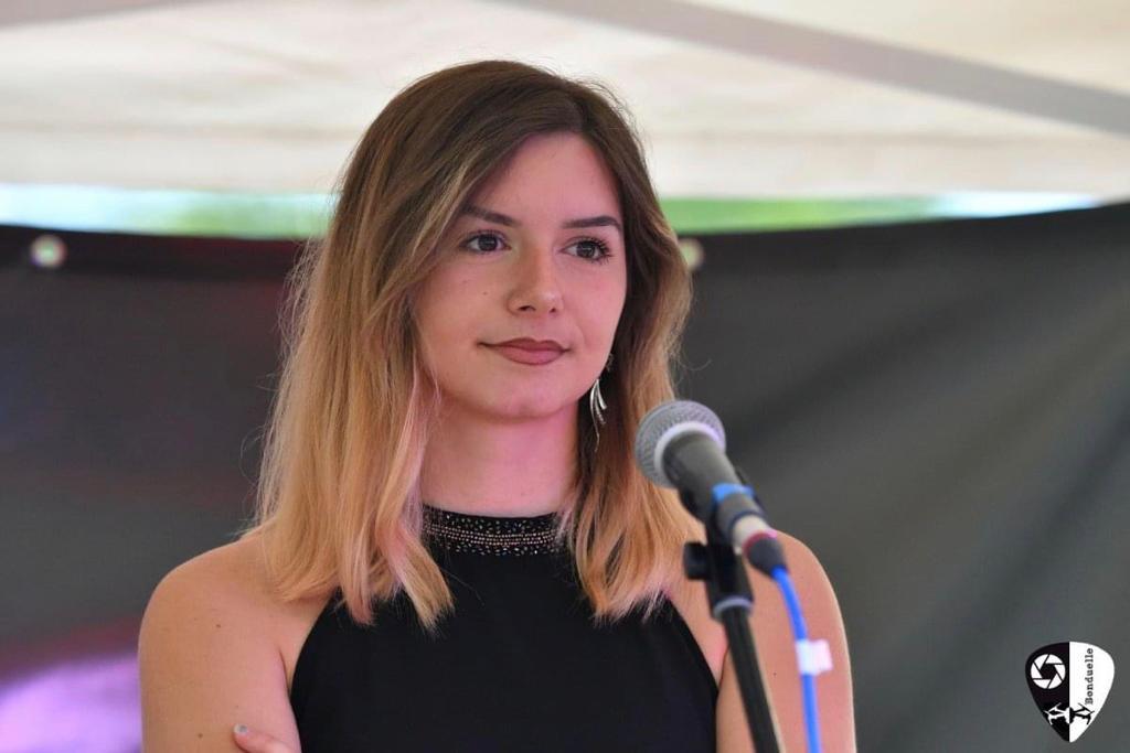 Aëlwenn, la professeure